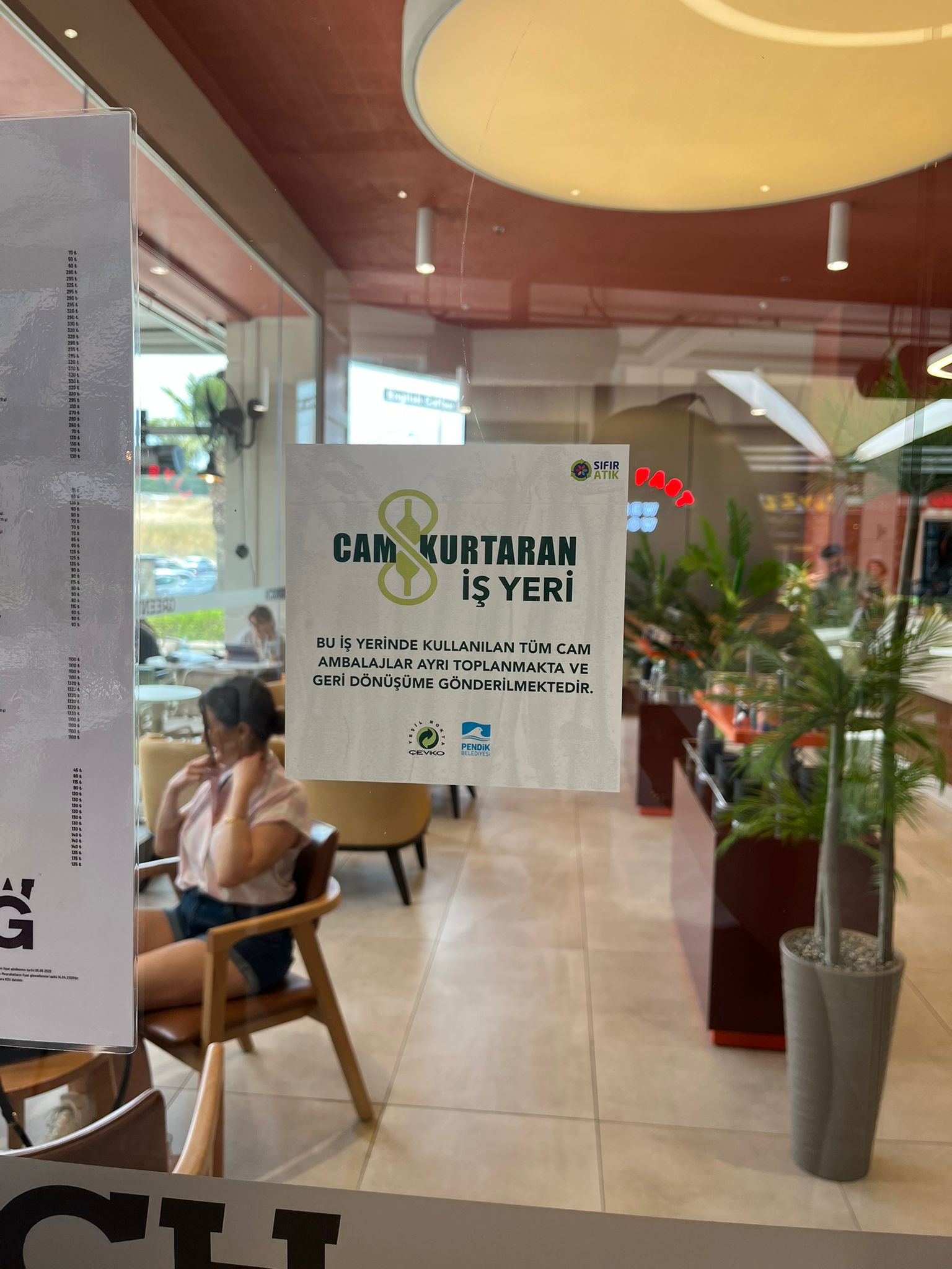 ÇEVKO Vakfı — Camkurtaran: Cam Geri Dönüşümünde Örnek Bir Uygulama Modeli Pendik Kafe ve Restoranlarında “Camkurtaran” Seferberliği — image 3 of 7