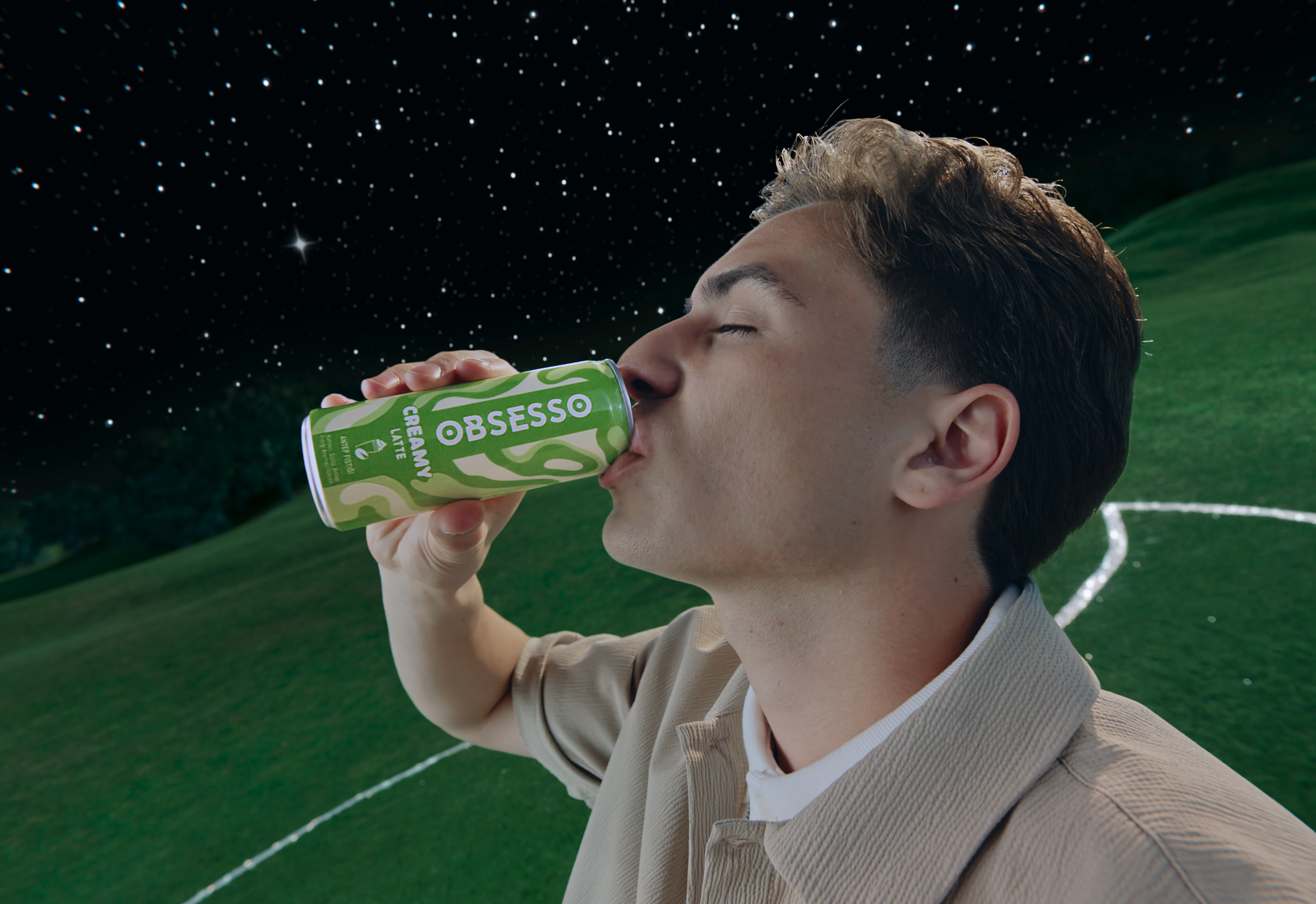 OBSESSO — Fıstık Gibi Creamy Soğuk Kahve mi? O zaman Obsesso Futbolun Yükselen Starı Kenan Yıldız, OBSESSO’nun Işıltılı Dünyasına Katıldı — image 4 of 5
